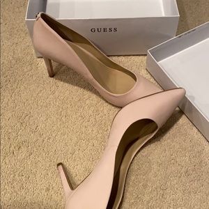 Guess Women’s Bennie Dress Pump